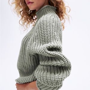 H&M Knit Sweater - Light Khaki Green (Medium)
